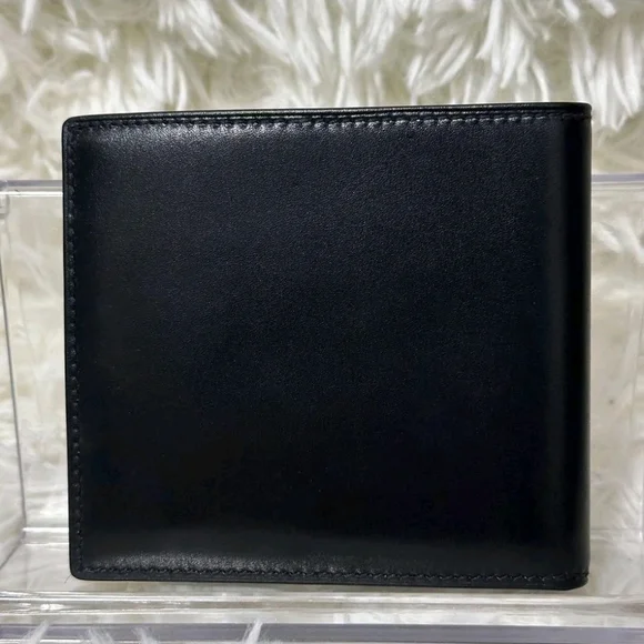 Gucci Black Leather Wallet with Gold Accents - Picture 3 of 16